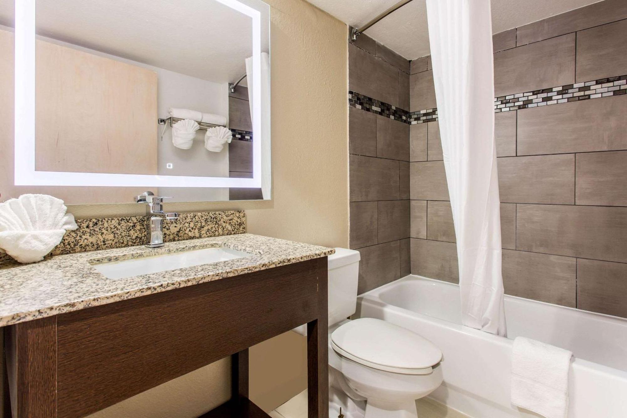 Quality Inn & Suites Myrtle Beach Near Outlets Socastee Екстериор снимка